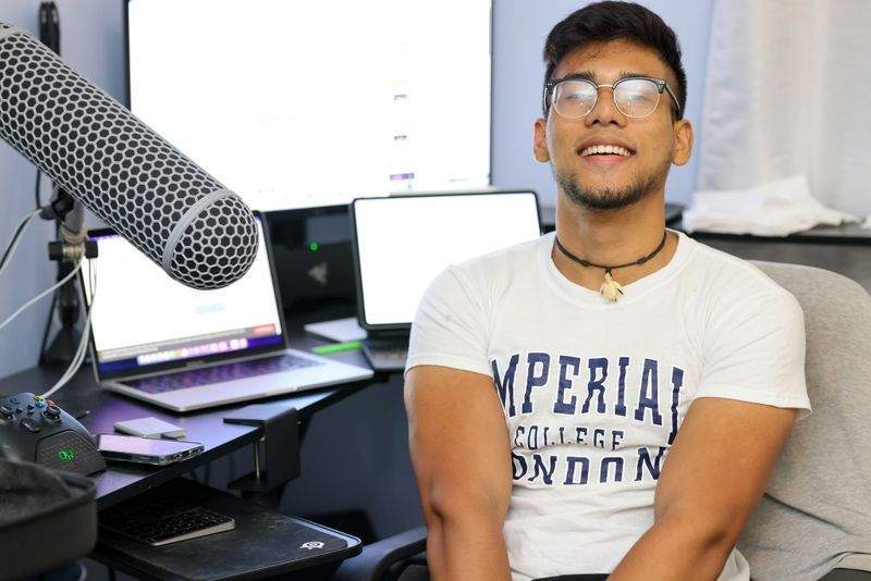 Pourquoi l’ambiance du studio influence votre prise de parole